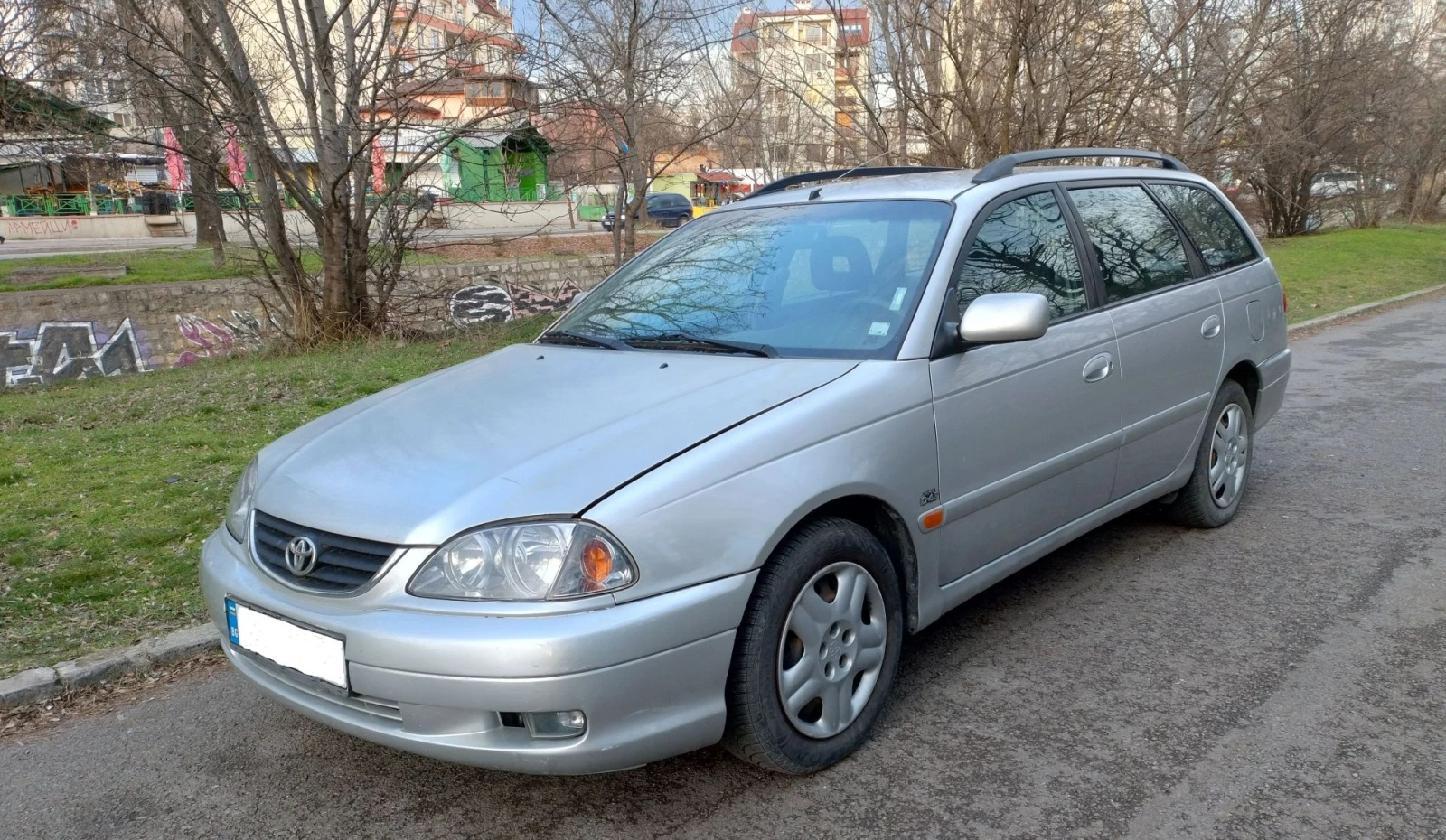 Toyota Avensis  - изображение 2