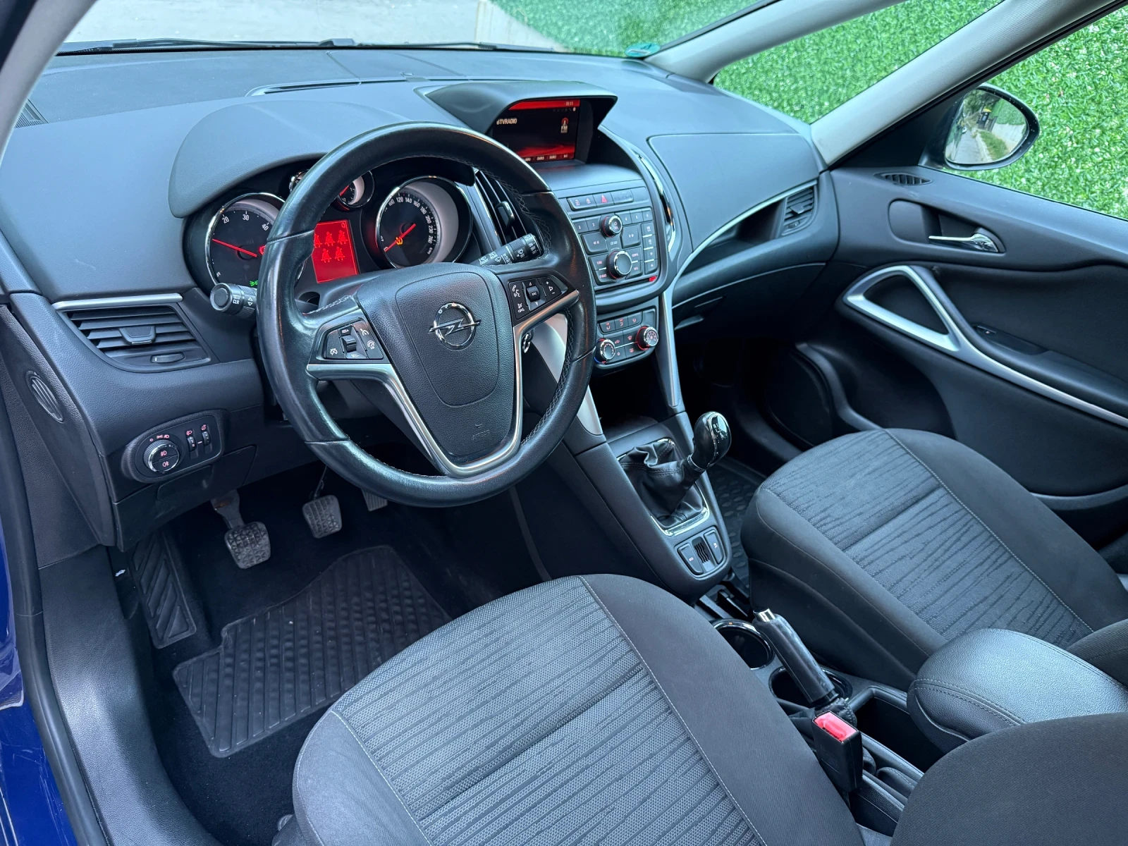 Opel Zafira Tourer 1.6 CDTI 7 ������ 1 ���������� ������ | Mobile.bg � ����������� 7