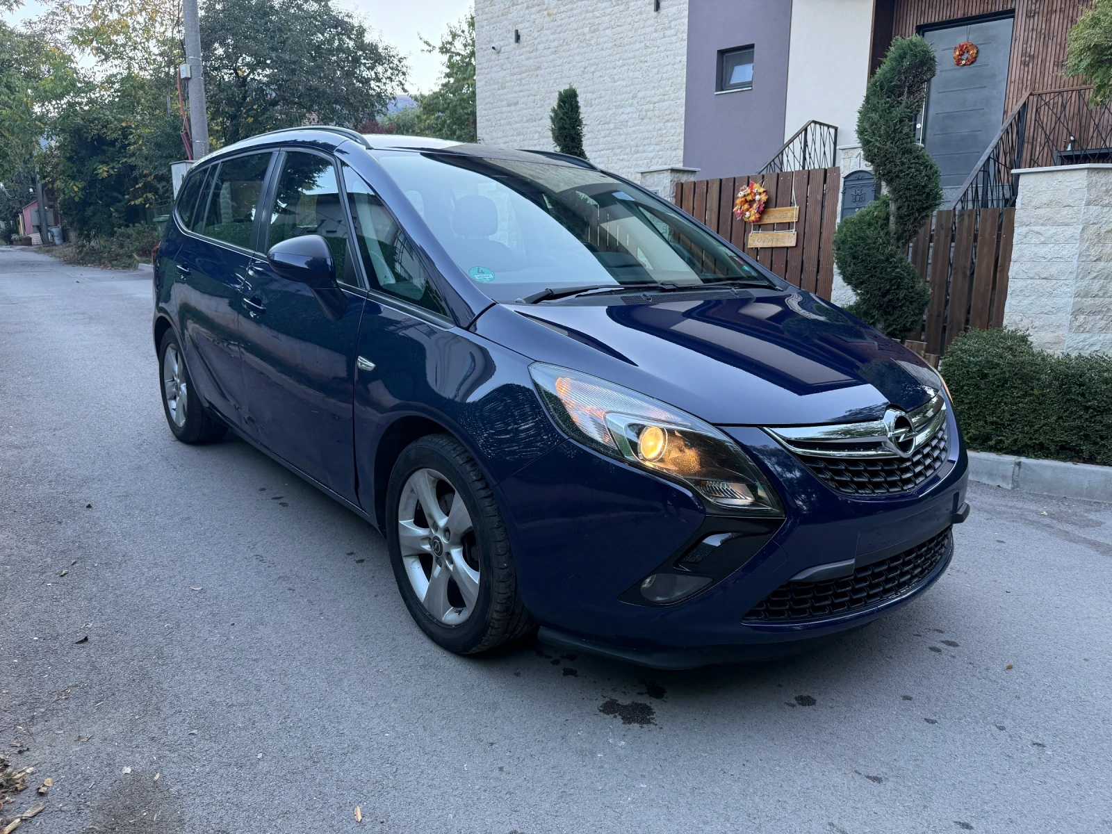 Opel Zafira Tourer 1.6 CDTI 7 Местен 1 Собственик Лизинг