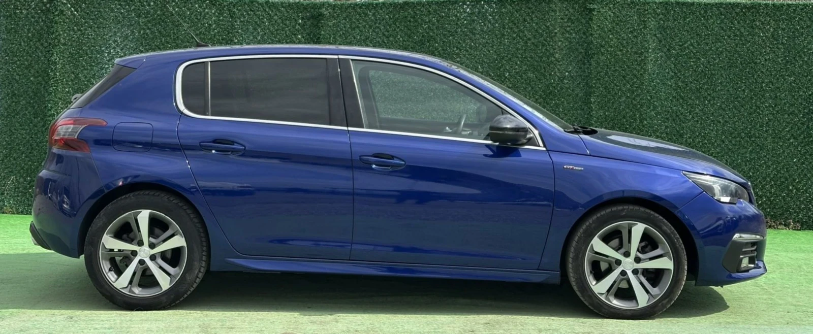 Peugeot 308 GT-Line EAT8, снимка 2 - Автомобили и джипове - 53877956