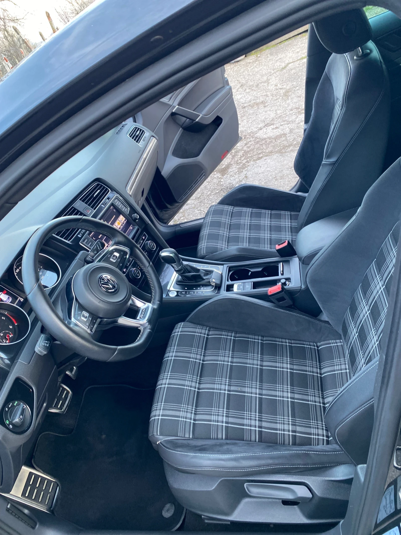 VW Golf GTD , снимка 7 - Автомобили и джипове - 53993980