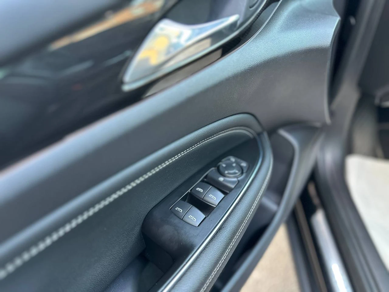 Opel Insignia, снимка 14 - Автомобили и джипове - 54016828