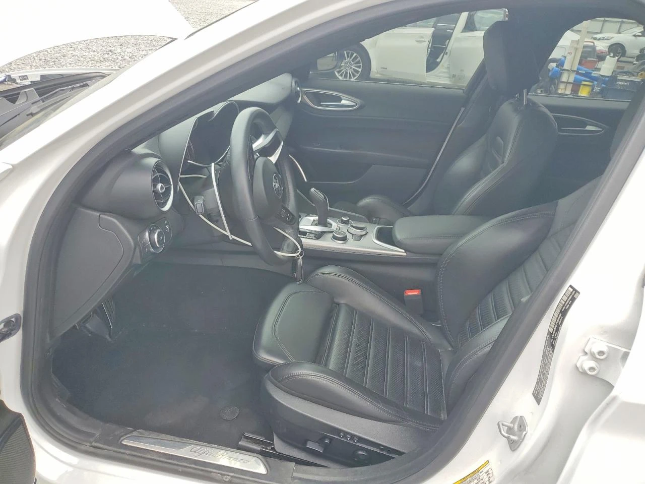 Alfa Romeo Giulia 2023 ALFA ROMEO GIULIA TI, снимка 7 - Автомобили и джипове - 54196914