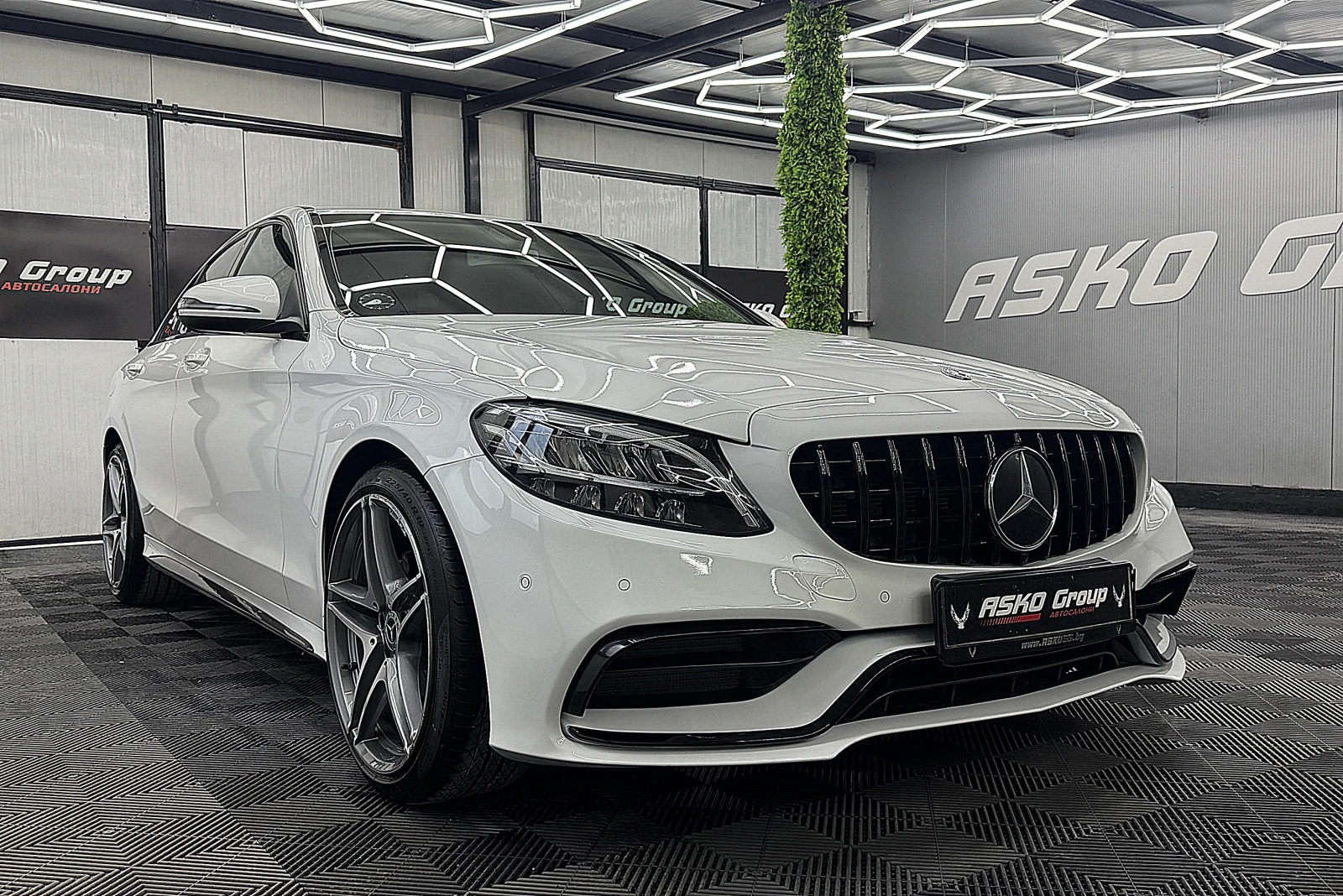 Mercedes-Benz C 220 AMG-line/ECO START STOP/СОБСТВЕН ЛИЗИНГ, снимка 3 - Автомобили и джипове - 54711782