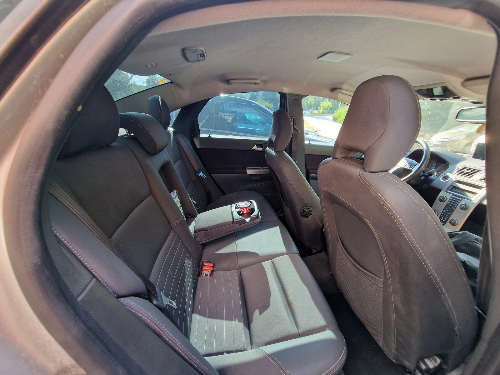 Volvo S40 2.4i, снимка 7 - Автомобили и джипове - 54917506