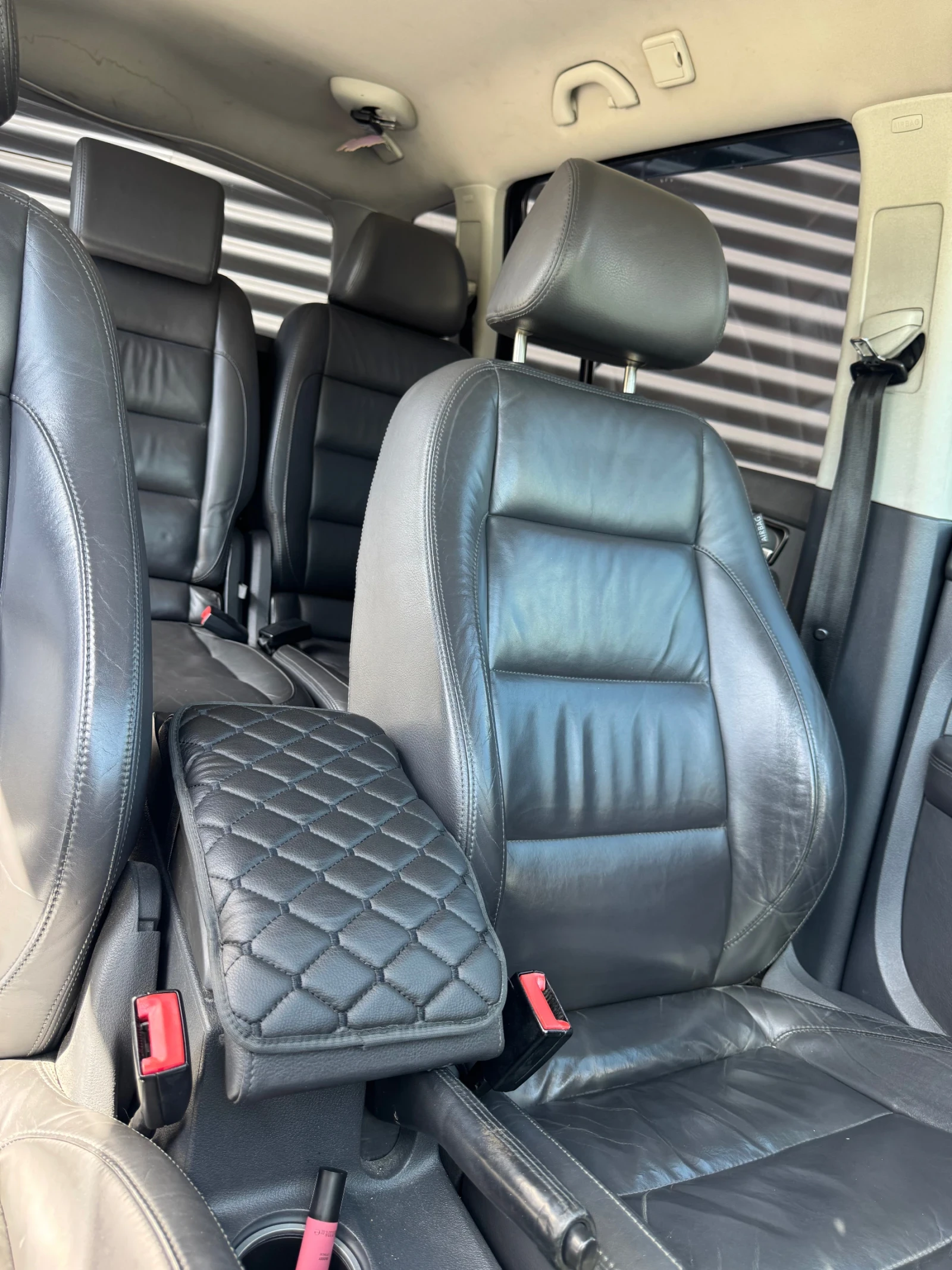 VW Touran, снимка 4 - Автомобили и джипове - 55298316
