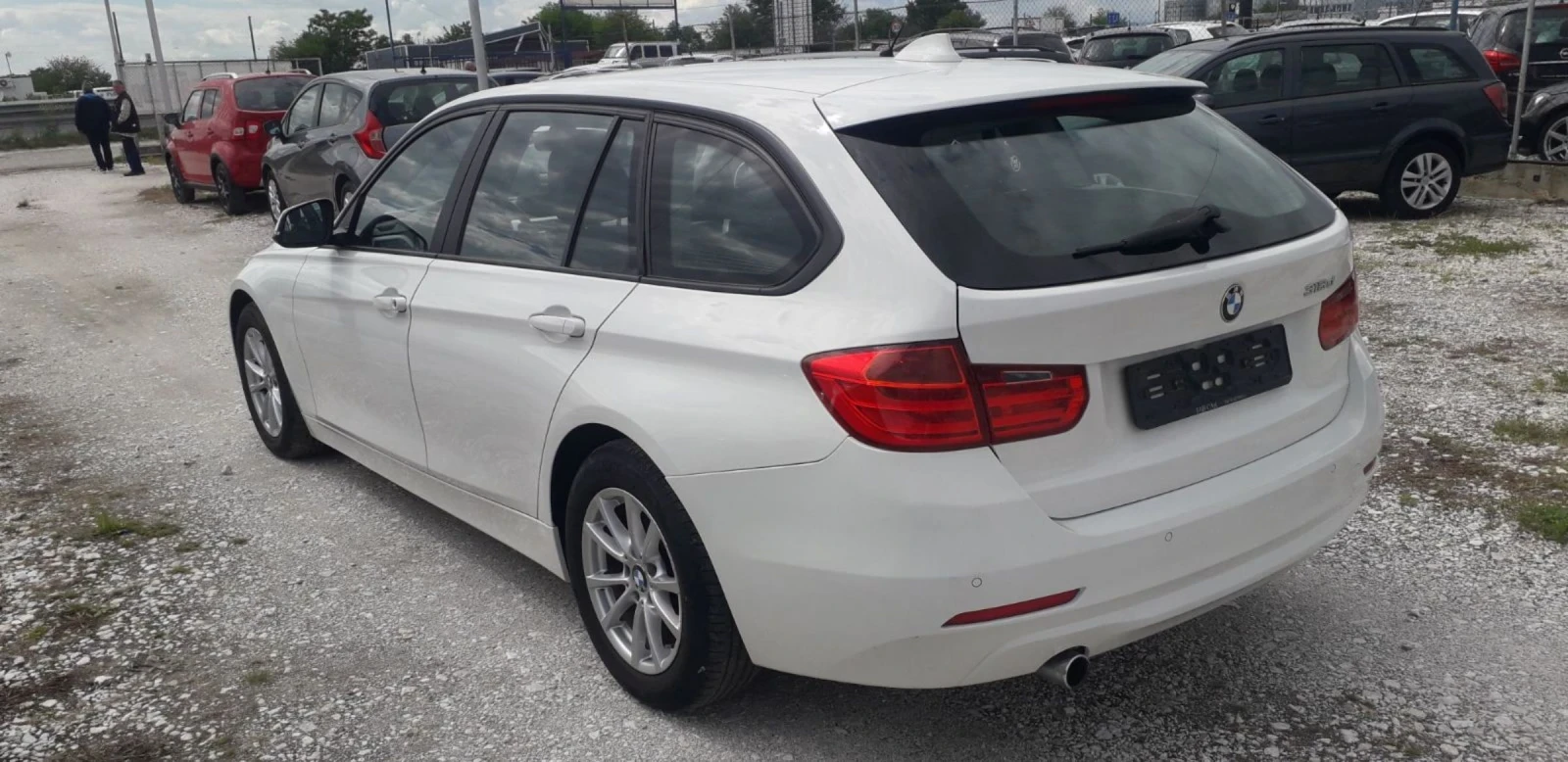 BMW 318, снимка 10 - Автомобили и джипове - 55582438