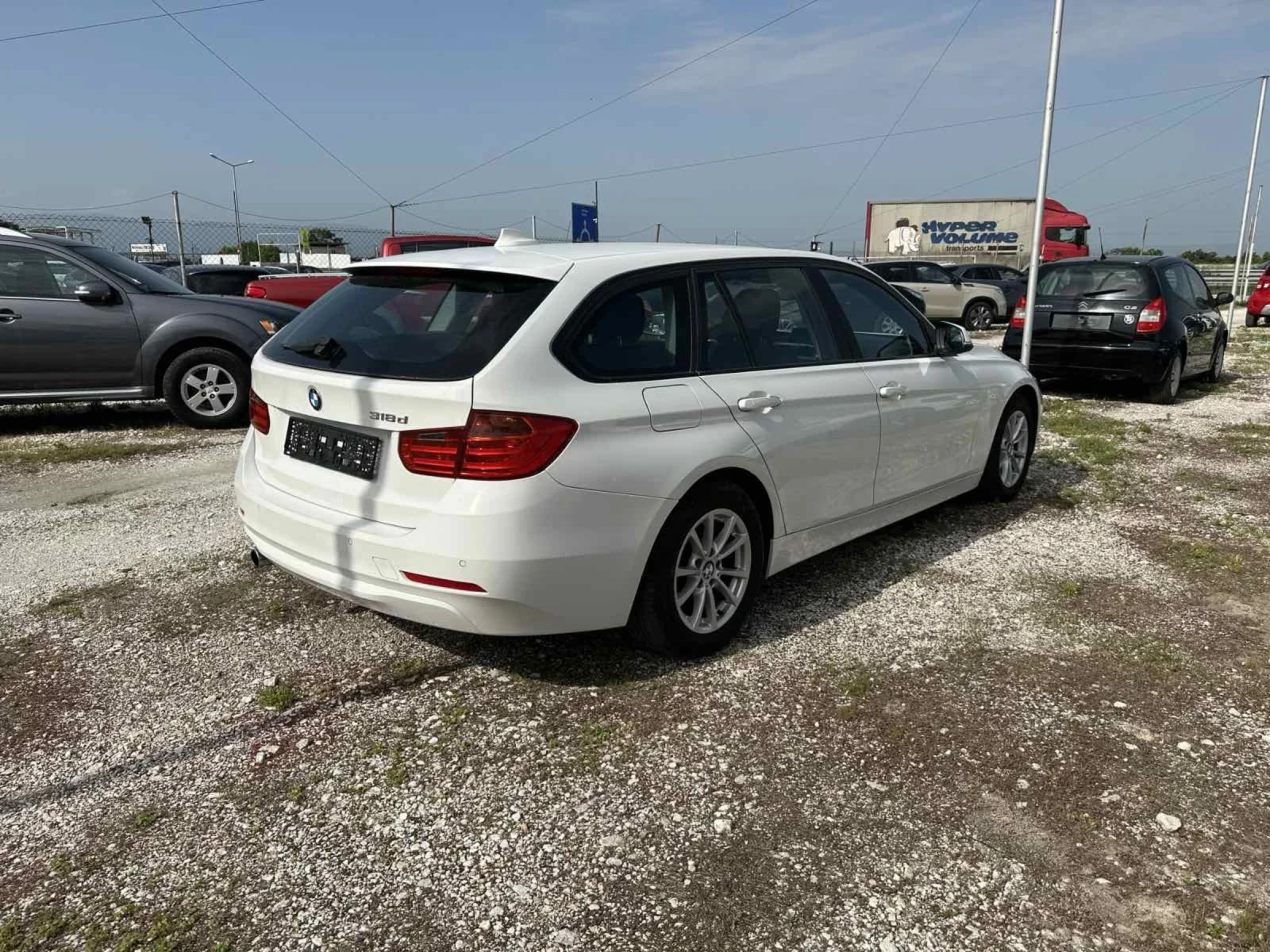 BMW 318, снимка 3 - Автомобили и джипове - 55582438