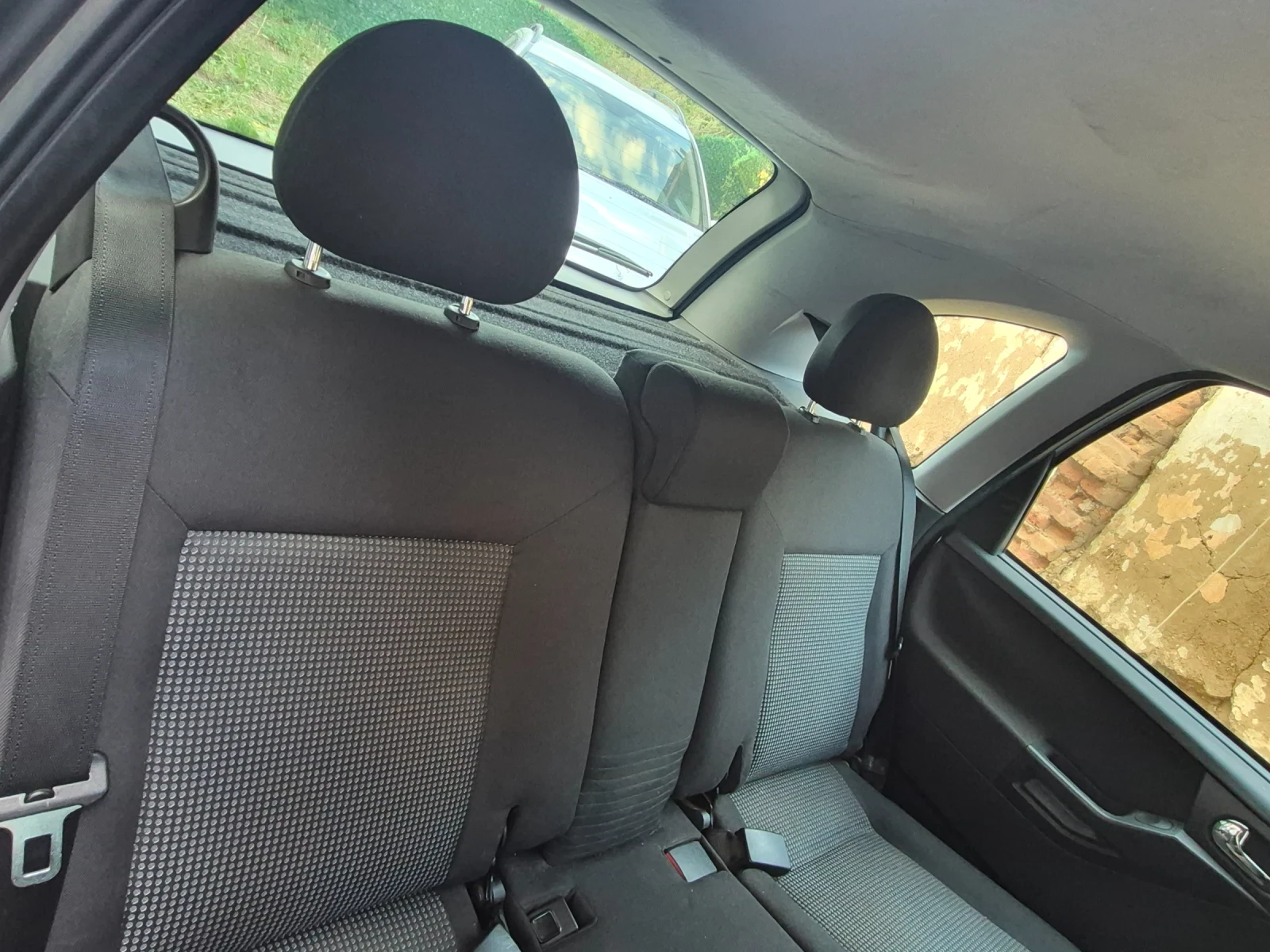 Opel Meriva, снимка 6 - Автомобили и джипове - 55772338