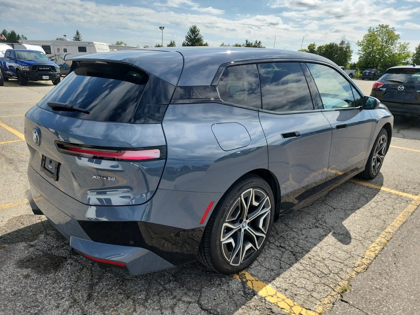 BMW iX * Sports Activity Vehicle Xdrive50 * АВТОКРЕДИТ* , снимка 2 - Автомобили и джипове - 55832098