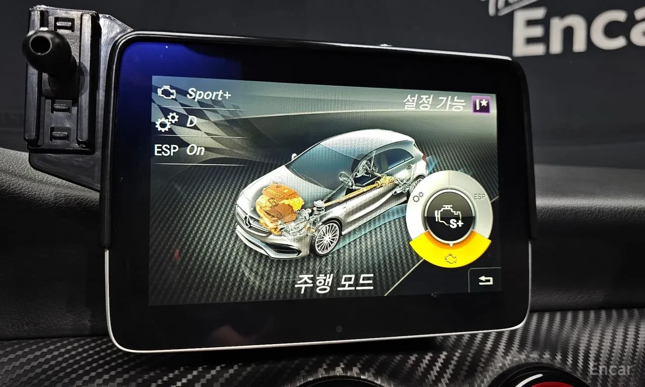 Mercedes-Benz A45 AMG AMG 4 MATIC * FULL EXTRAS, снимка 9 - Автомобили и джипове - 55834326