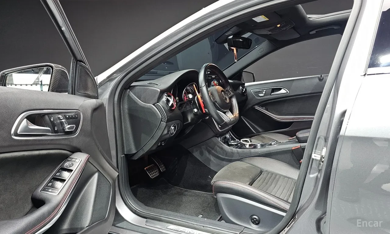 Mercedes-Benz A45 AMG AMG 4 MATIC * FULL EXTRAS, снимка 7 - Автомобили и джипове - 55834326