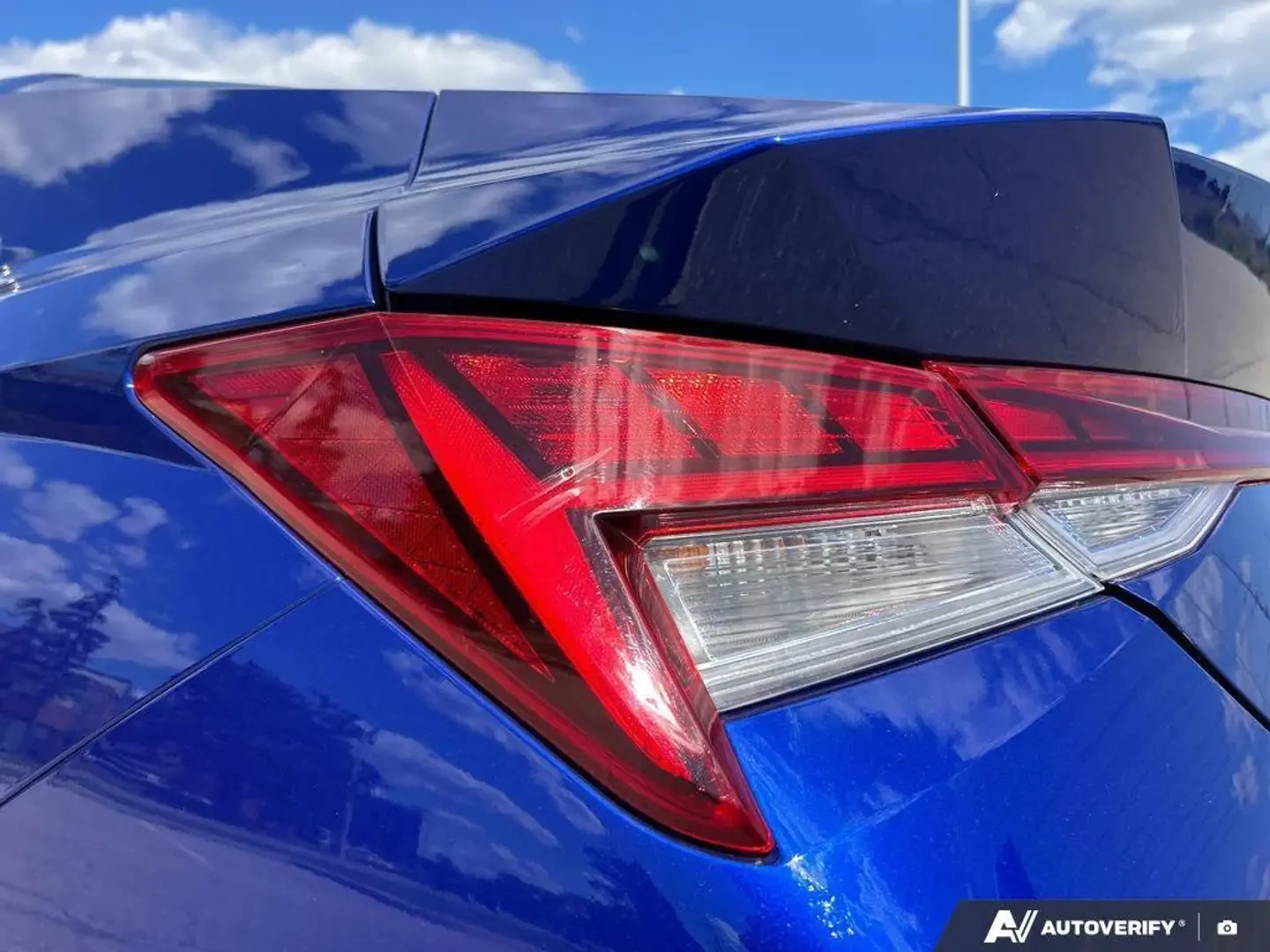 Hyundai Elantra Luxury Fwd 2 Keys Leather Sunroof, снимка 9 - Автомобили и джипове - 55926068