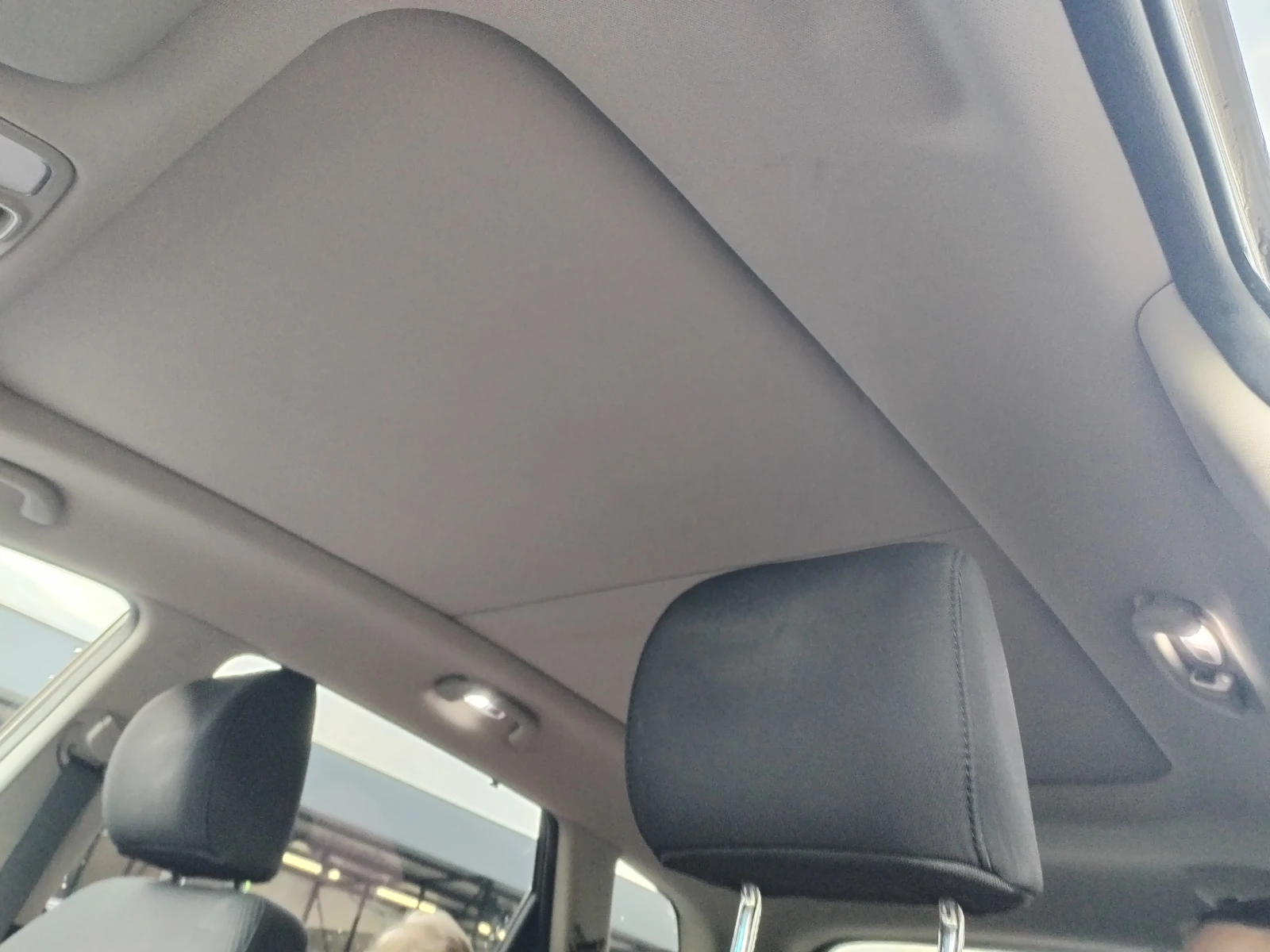 Kia Carens 1.6 GDI/камера/6+ 1 места , снимка 12 - Автомобили и джипове - 56415430