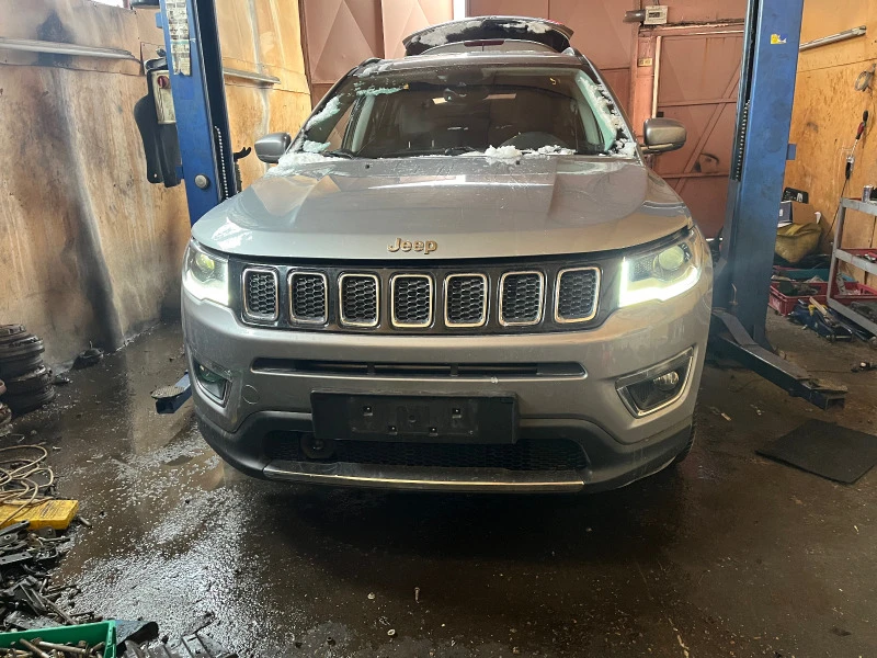 Jeep Compass 2.0 дизел 4x4, снимка 1 - Автомобили и джипове - 39671873