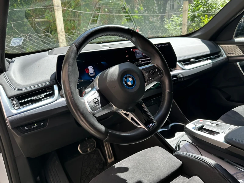 BMW X1 30e M Sport Plug-in hybrid xDrive, снимка 11 - Автомобили и джипове - 52786735