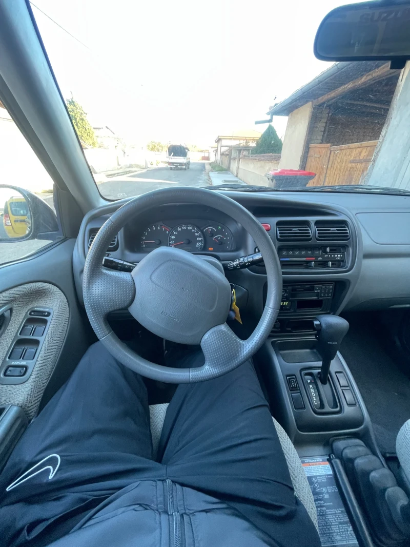 Suzuki Grand vitara 2.0i 16V Швейцария, снимка 8 - Автомобили и джипове - 52899246