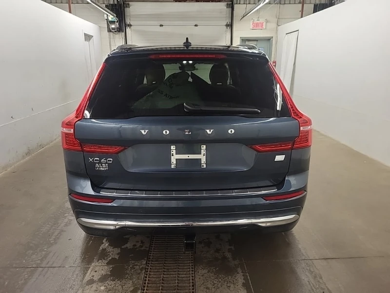Volvo XC60 Recharge INSCRIPTION * CARFAX * , снимка 6 - Автомобили и джипове - 53280350