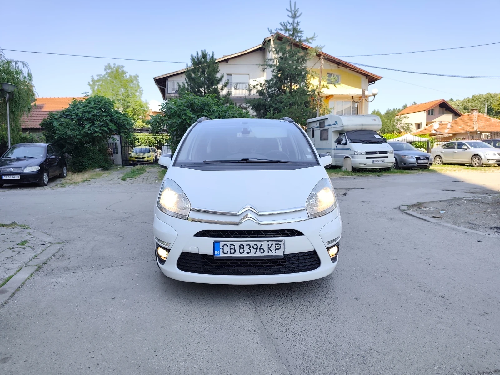 Citroen Grand C4 Picasso 1.6 HDI Facelift! 7МЕСТА !АВТОМАТИK!! * !ТОП, снимка 8 - Автомобили и джипове - 54911649