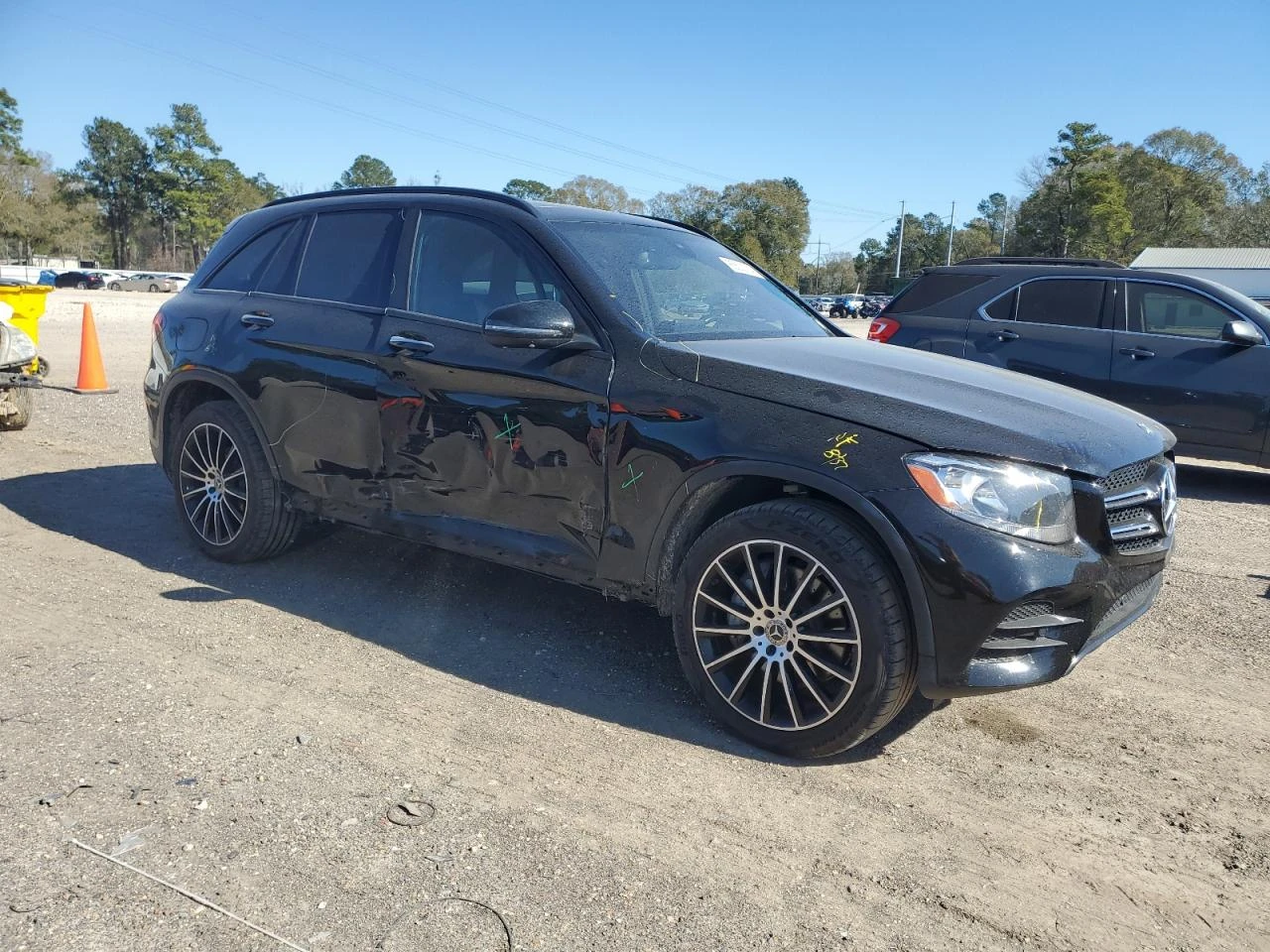 Mercedes-Benz GLC 300 4MATIC BURMESTER* KEYLESS* ПОДГРЕВ* МЪРТВА ТОЧКА*  - изображение 3