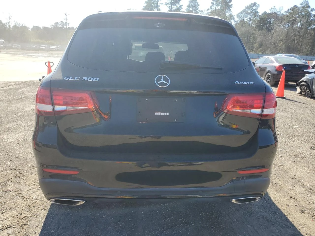 Mercedes-Benz GLC 300 4MATIC BURMESTER* KEYLESS* ПОДГРЕВ* МЪРТВА ТОЧКА*  - изображение 5