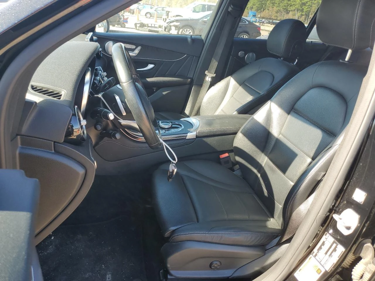 Mercedes-Benz GLC 300 4MATIC BURMESTER* KEYLESS* ПОДГРЕВ* МЪРТВА ТОЧКА*  - изображение 7