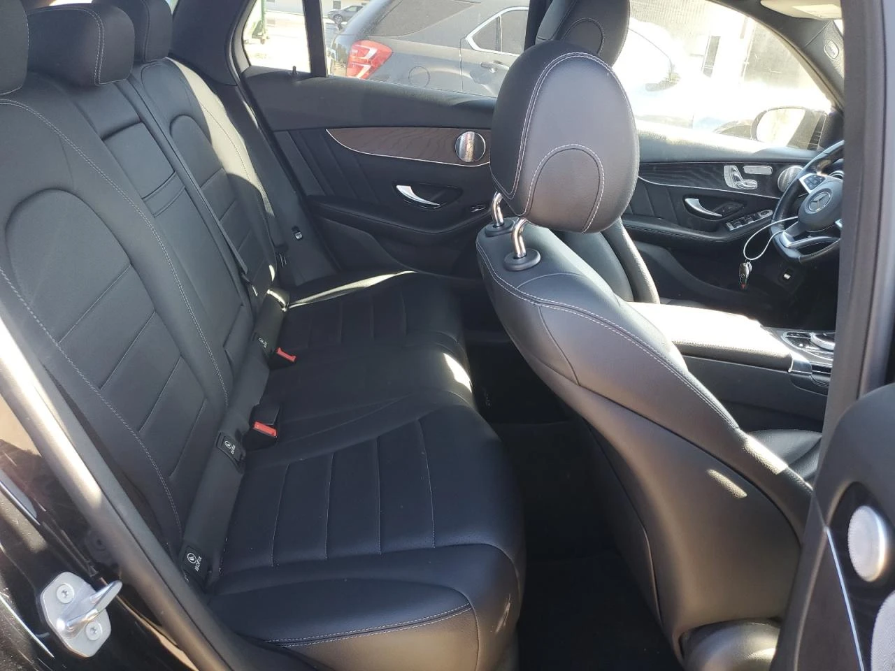 Mercedes-Benz GLC 300 4MATIC BURMESTER* KEYLESS* ПОДГРЕВ* МЪРТВА ТОЧКА*  - изображение 9