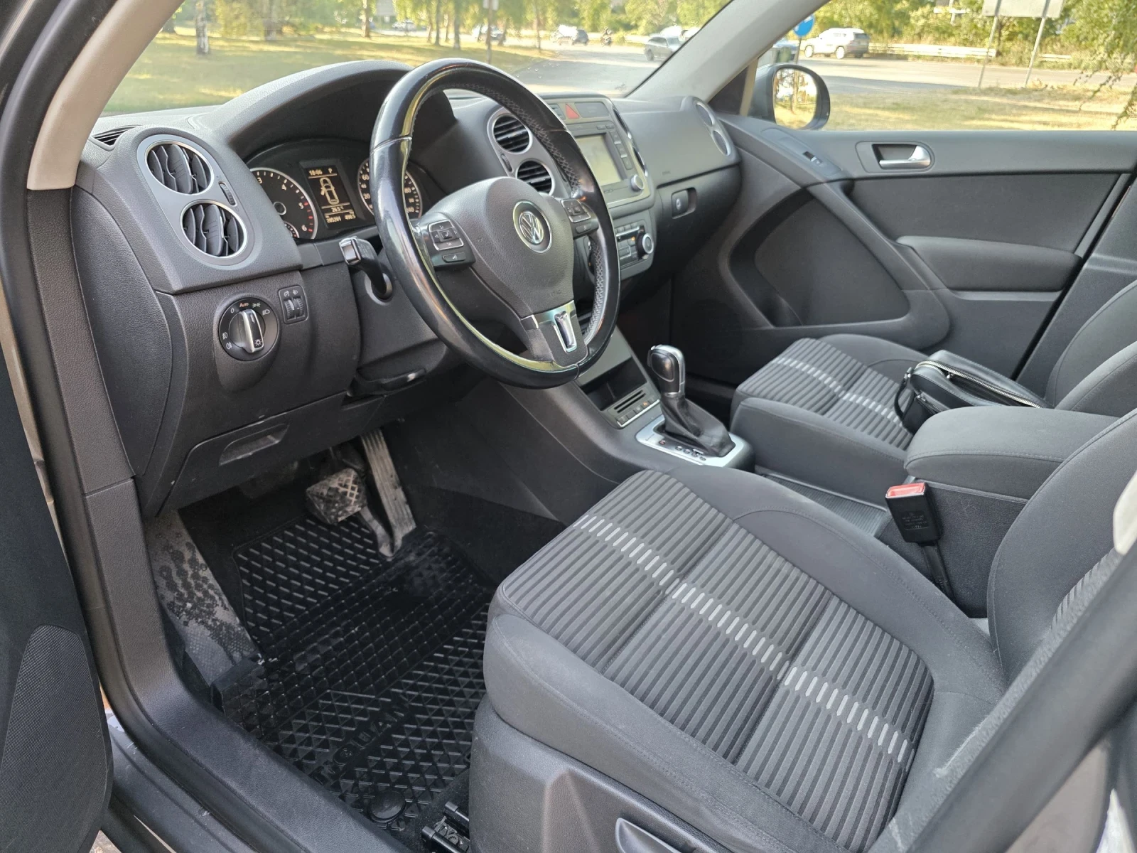 VW Tiguan 2.0TDI 4 MOTION - изображение 9