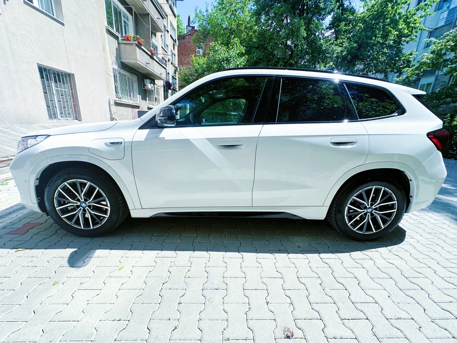 BMW X1 30e M Sport Plug-in hybrid xDrive - изображение 3