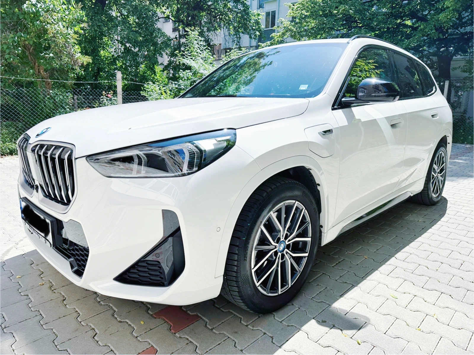 BMW X1 30e M Sport Plug-in hybrid xDrive - изображение 2