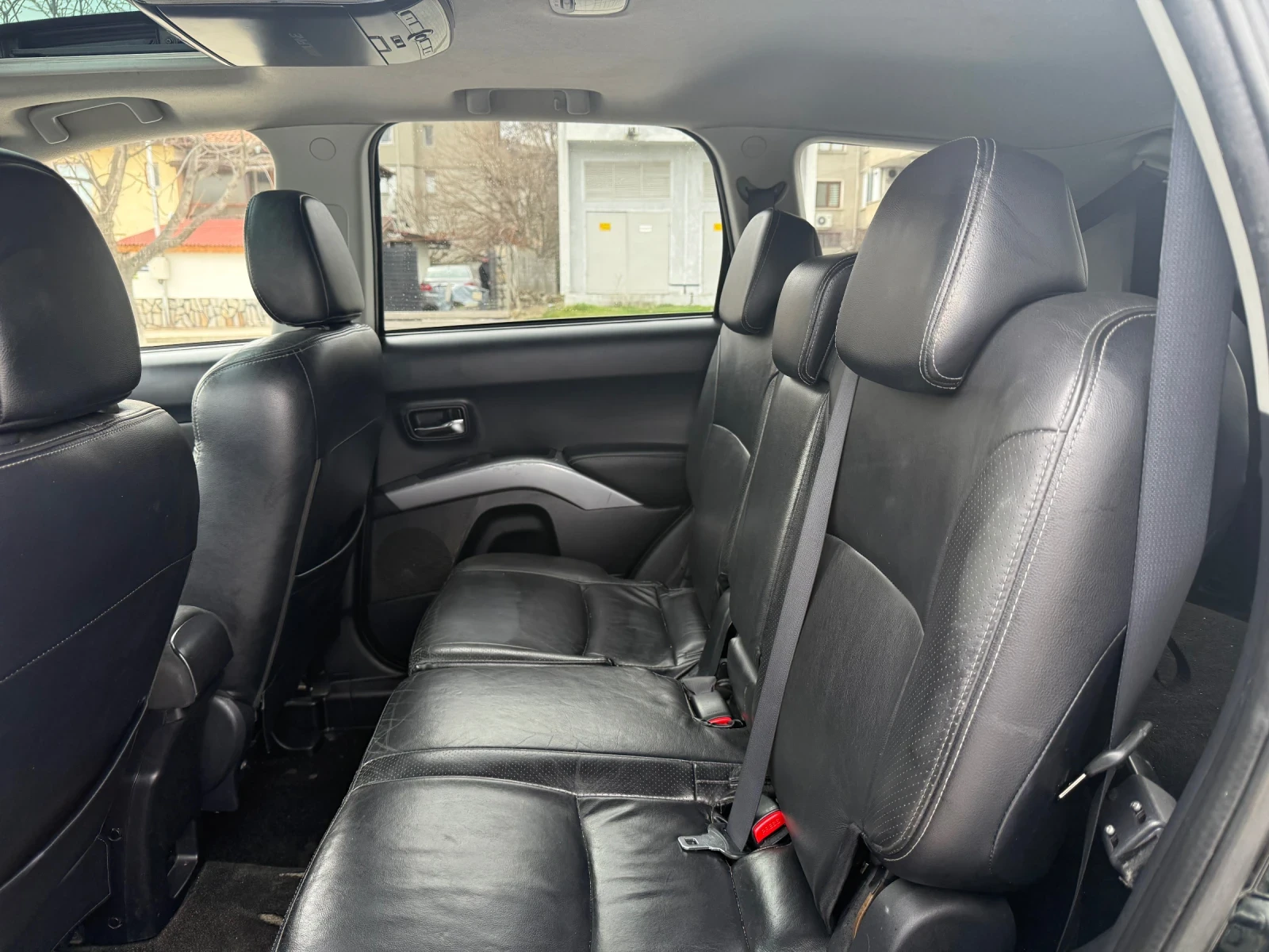 Mitsubishi Outlander ГАЗ/Кожа/Нави/Камера* ЛИЗИНГ, снимка 13 - Автомобили и джипове - 53884668