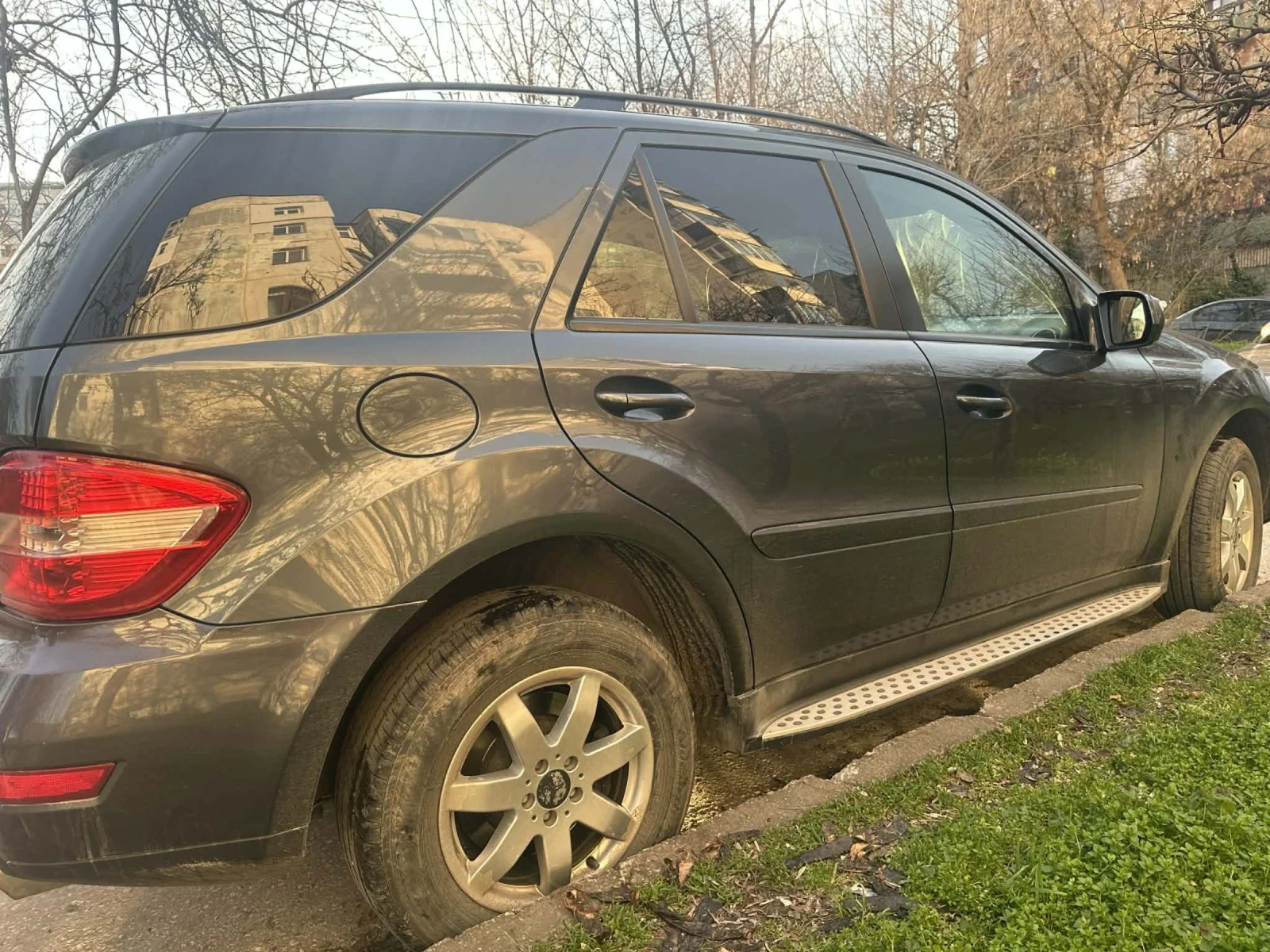 Mercedes-Benz ML 300, снимка 5 - Автомобили и джипове - 53923275