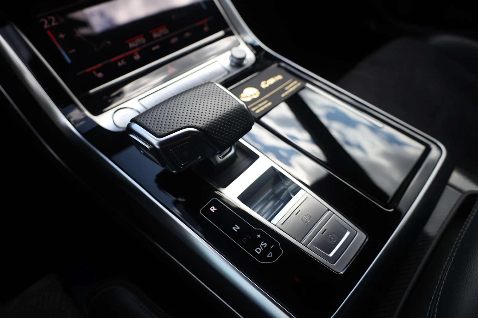 Audi Q8 50TDI Quattro S line LUFT SoftClose 360 B&O KeyGO | Mobile.bg � ����������� 15