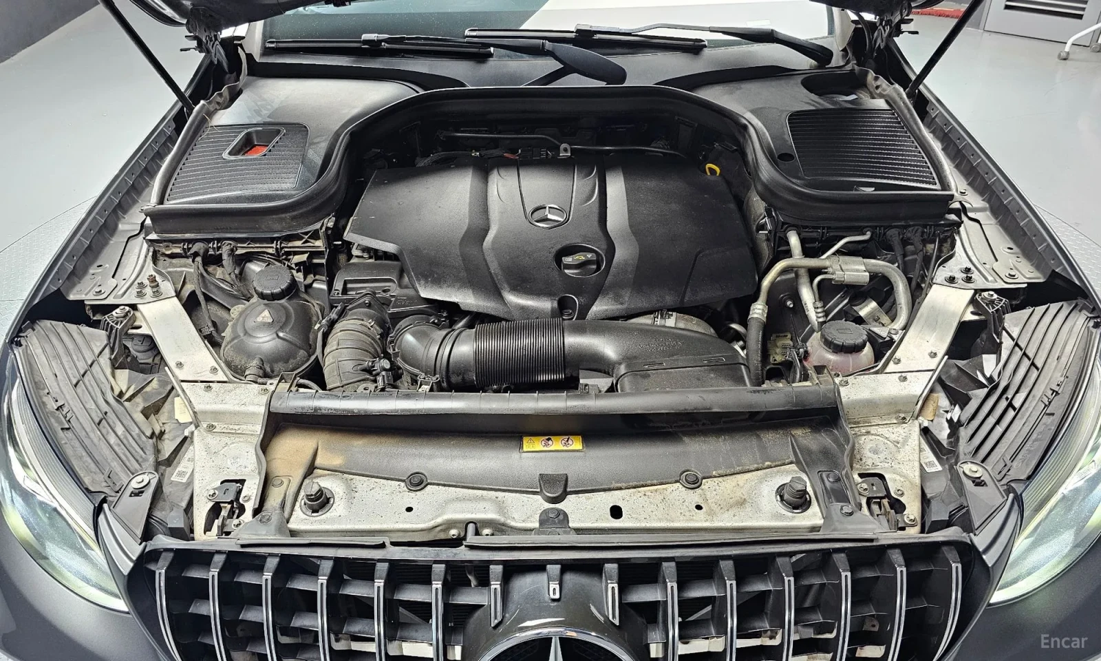 Mercedes-Benz GLC 220, снимка 6 - Автомобили и джипове - 55282545