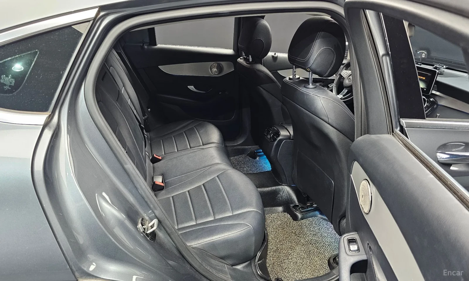 Mercedes-Benz GLC 220, снимка 12 - Автомобили и джипове - 55282545