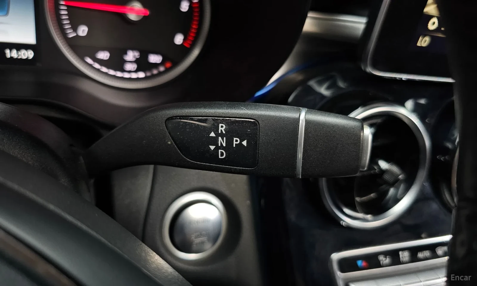 Mercedes-Benz GLC 220, снимка 9 - Автомобили и джипове - 55282545
