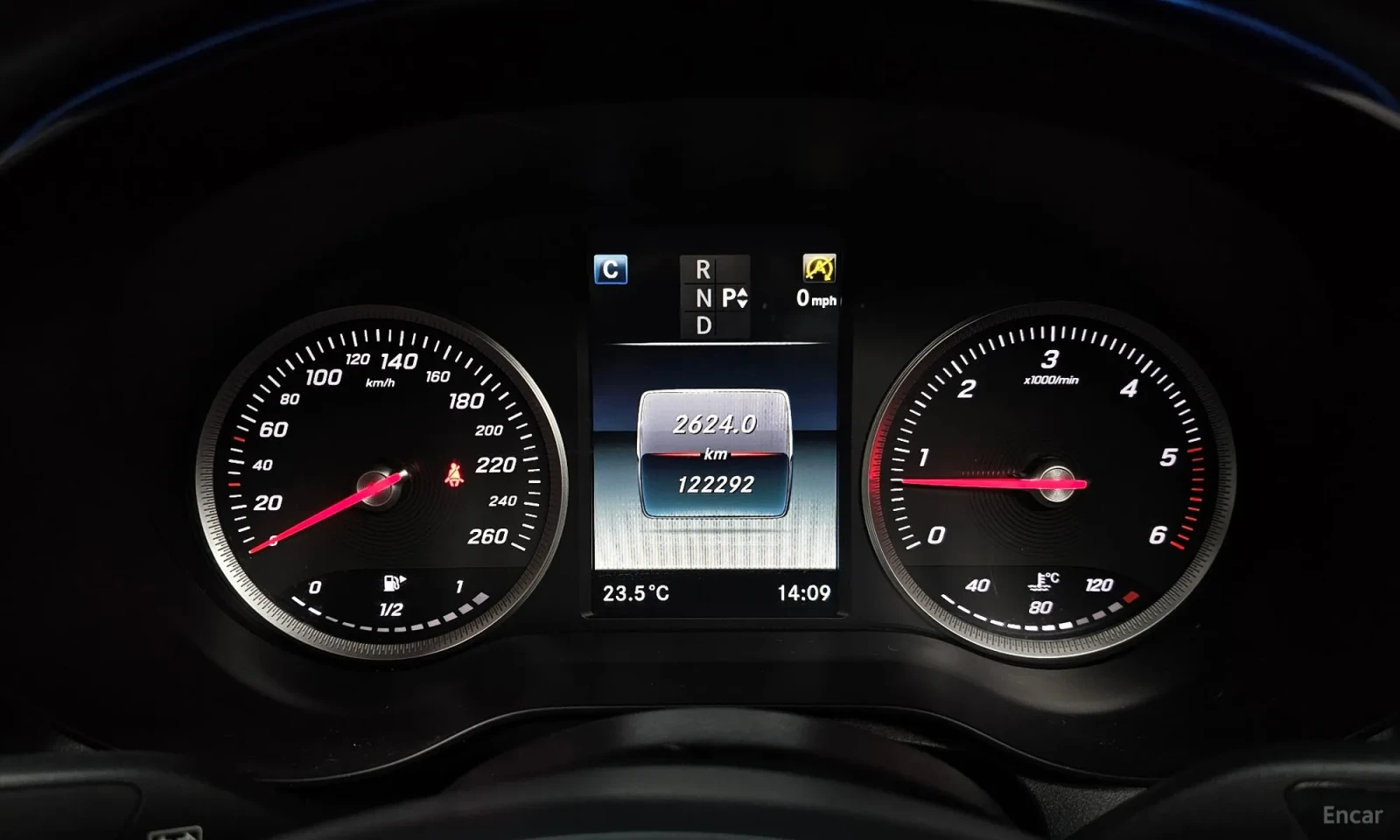 Mercedes-Benz GLC 220, снимка 8 - Автомобили и джипове - 55282545