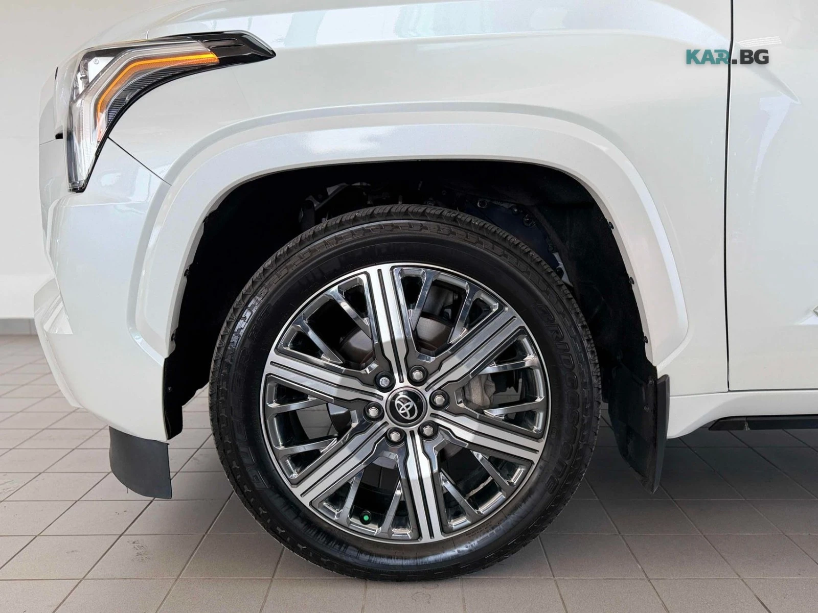 Toyota Sequoia CAPSTONE ���� �� �������� ����������� & ���������� | Mobile.bg � ����������� 11