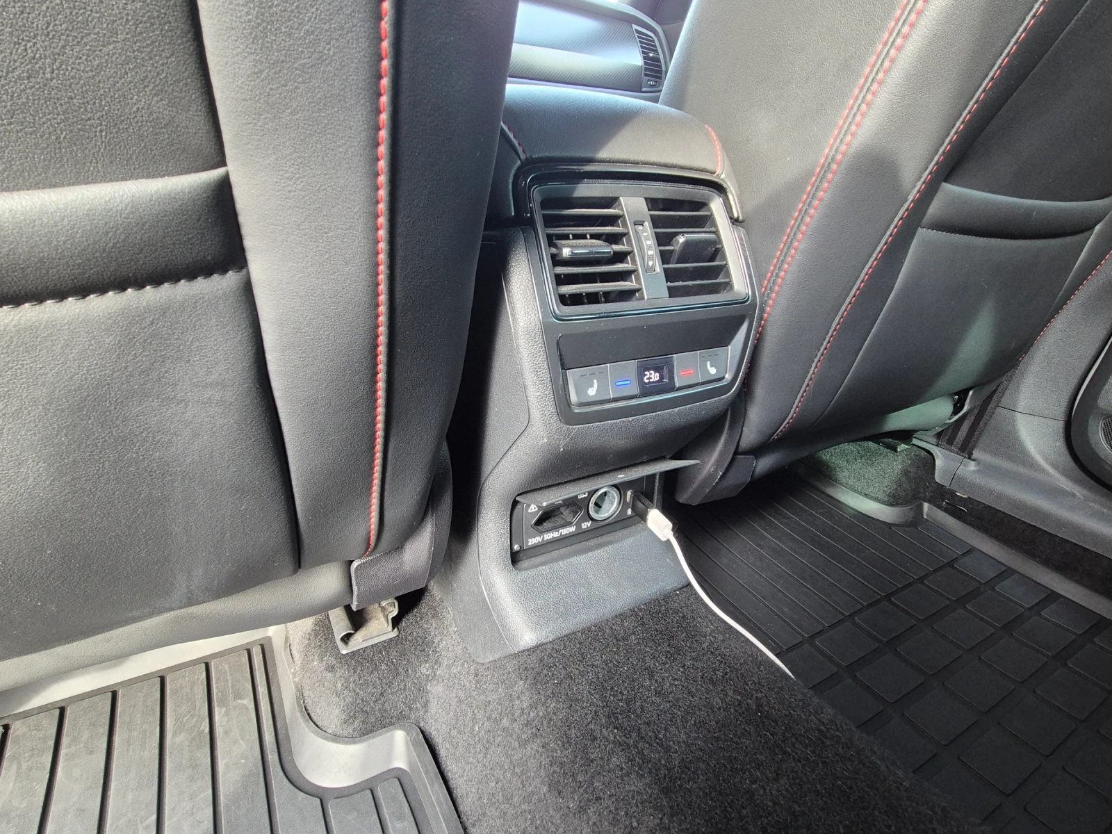 Skoda Kodiaq 2.0 TDI Vrs, 4x4, ACC, DCC, снимка 13 - Автомобили и джипове - 55491651