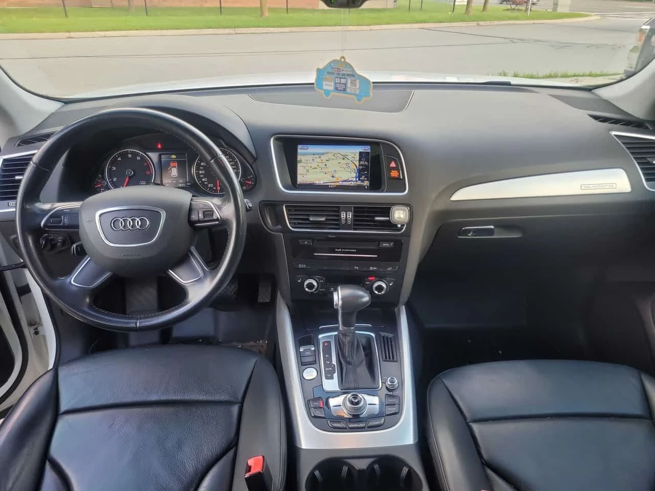 Audi Q5 * quattro 4dr 2.0T Progressiv * CARFAX * АВТОКРЕДИ, снимка 9 - Автомобили и джипове - 55645444