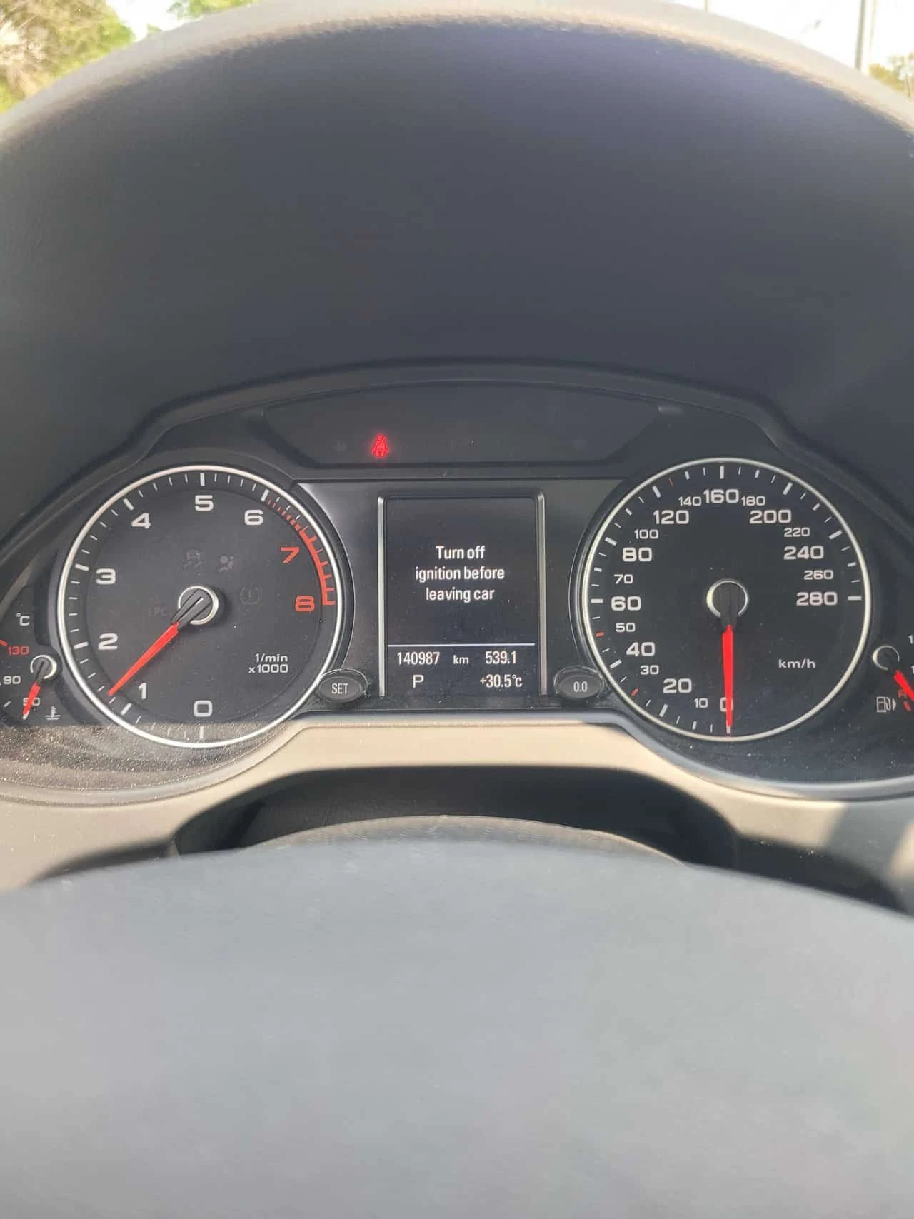 Audi Q5 * quattro 4dr 2.0T Progressiv * CARFAX * АВТОКРЕДИ, снимка 8 - Автомобили и джипове - 55645444