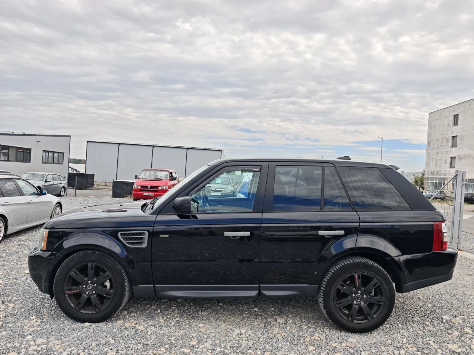 Land Rover Discovery, снимка 8 - Автомобили и джипове - 55729535