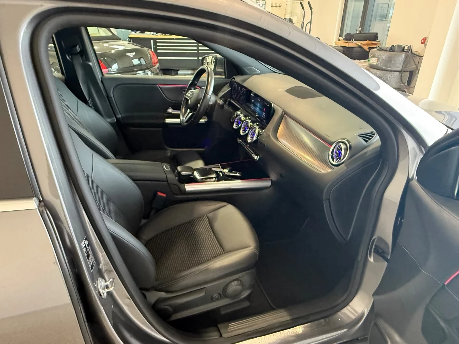 Mercedes-Benz EQA 250 ACC, снимка 6 - Автомобили и джипове - 56612387