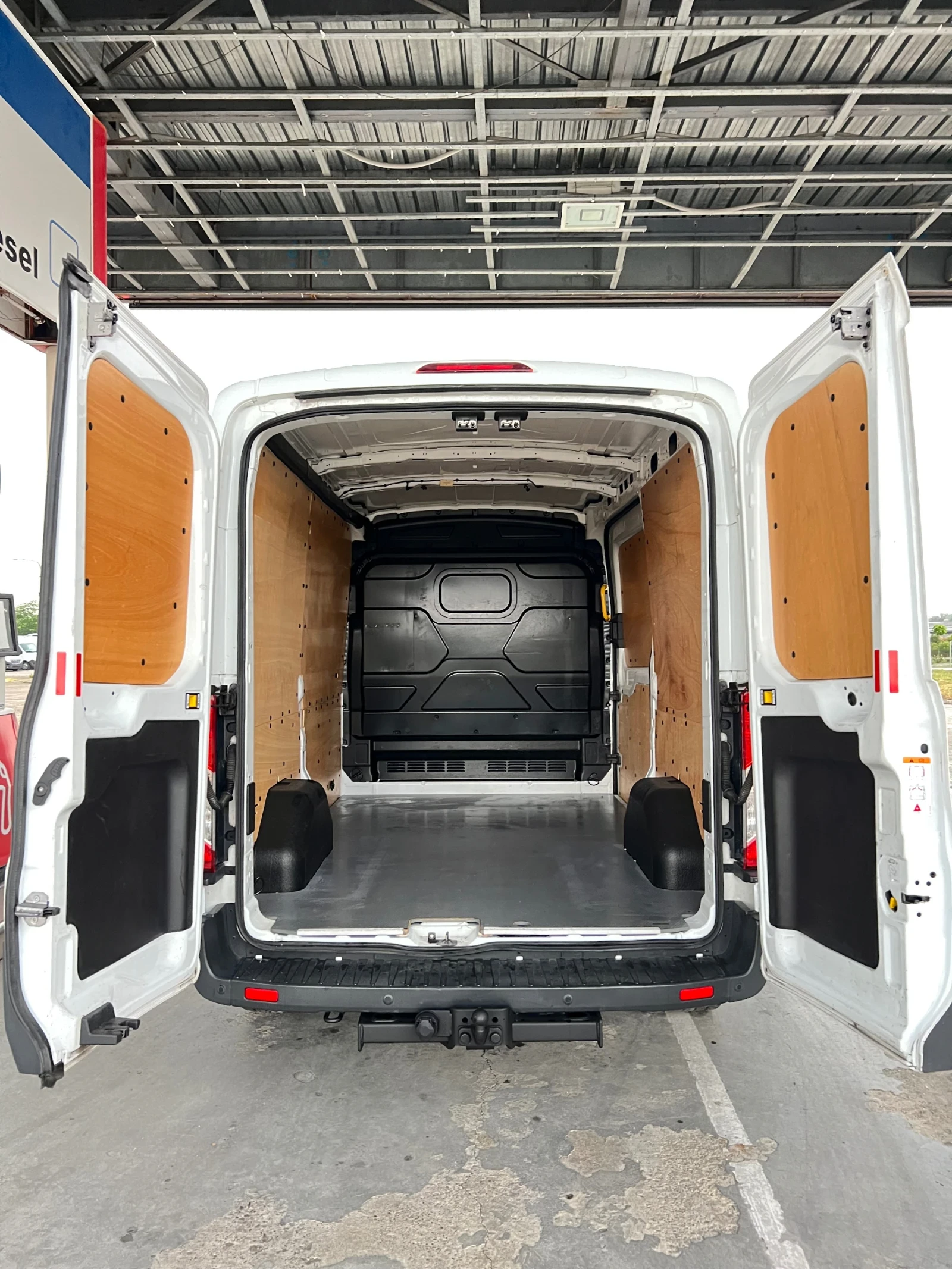 Ford Transit 2.0 TDCI 170кс Еuro 6 Клима, Нави, Сервизна Книжка - изображение 9