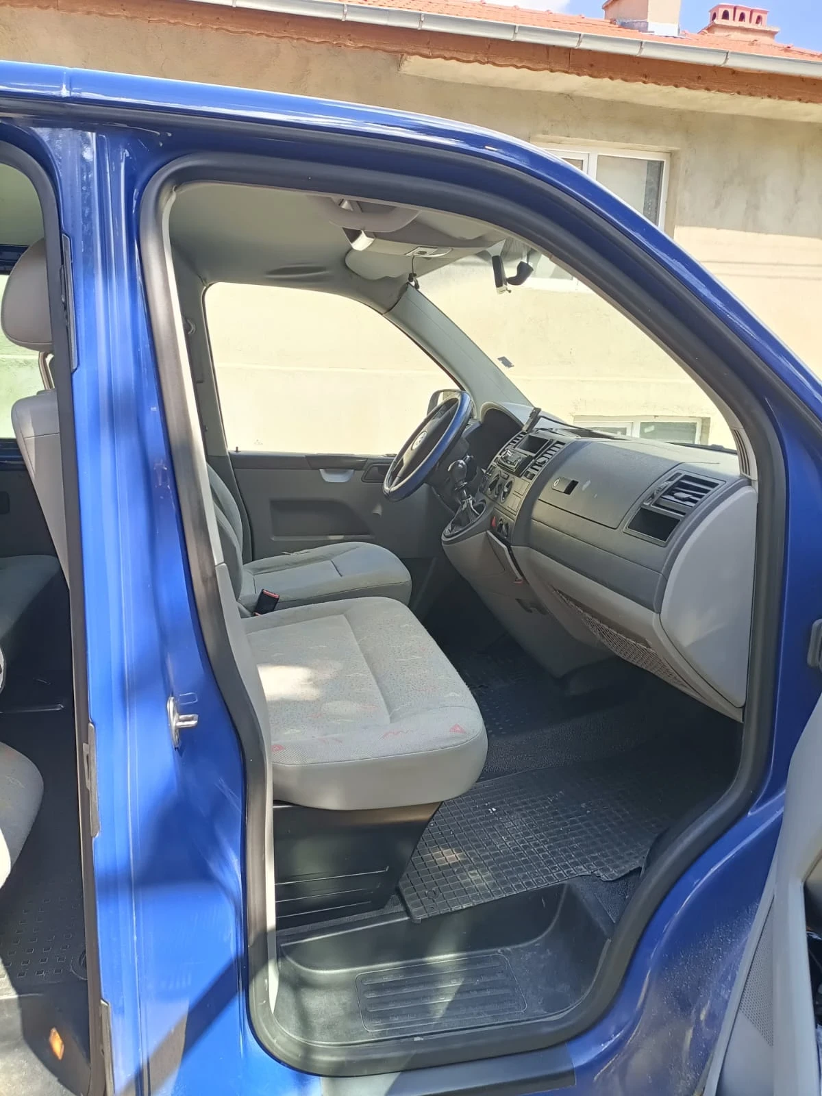 VW Transporter 1.9TDI - T5, снимка 8 - Бусове и автобуси - 55038035