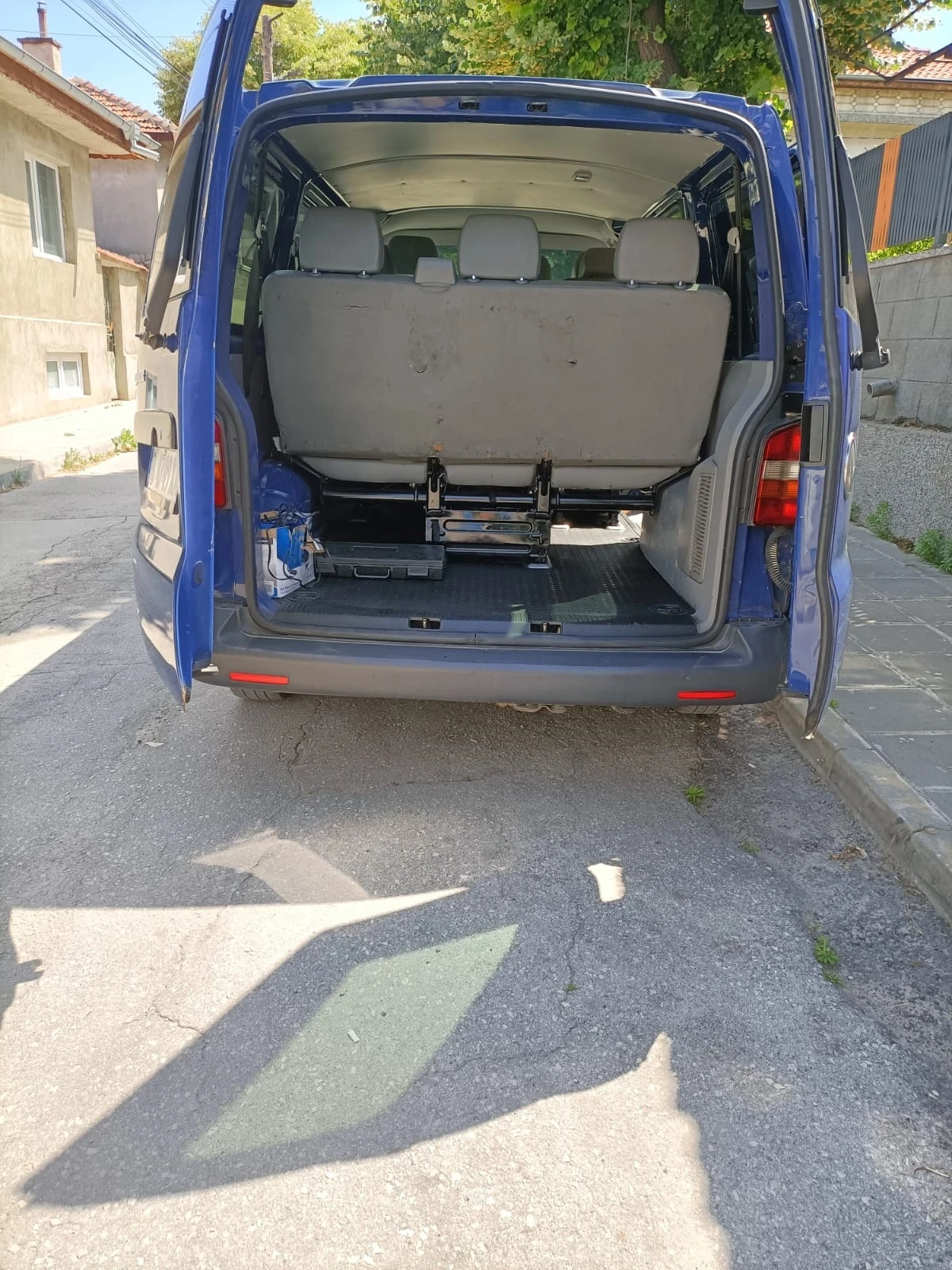 VW Transporter 1.9TDI - T5, снимка 10 - Бусове и автобуси - 55038035