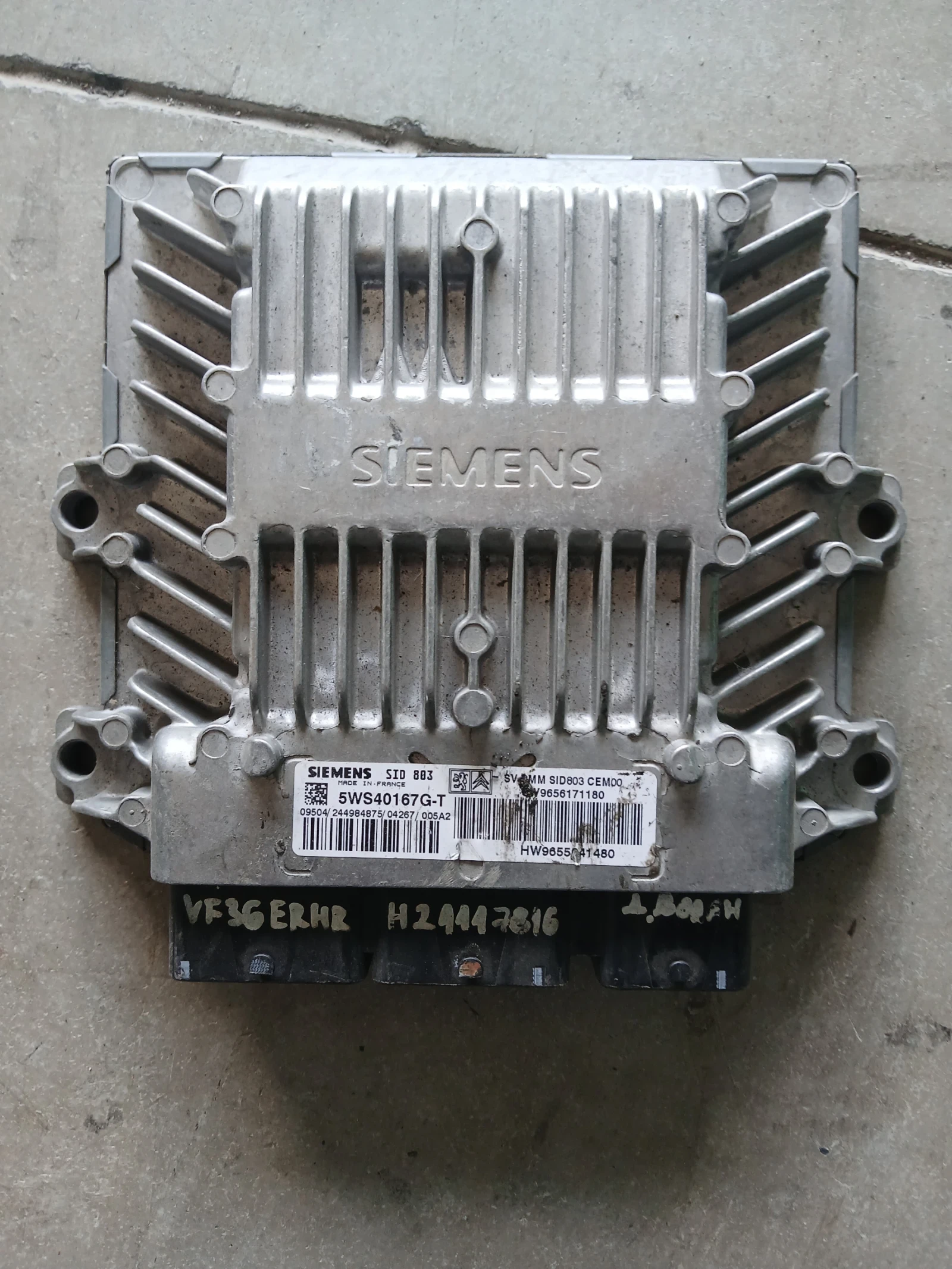 5WS40167G-T Компютър Peugeot 407