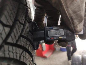 Гуми Зимни 215/65R17, снимка 4